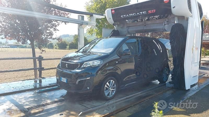 Usata Peugeot Traveller 2020 Nero Monovolume