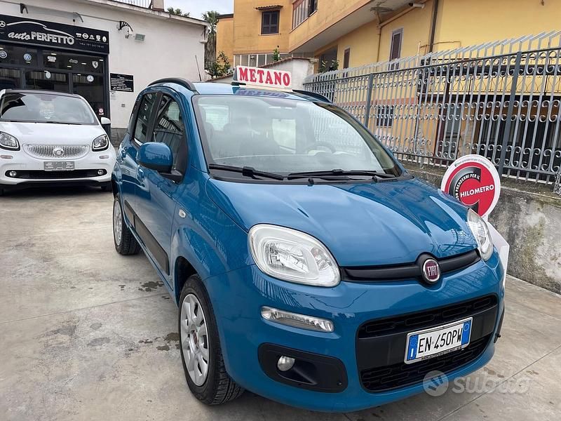 Usata Fiat Panda Lounge 85 CV (62 kW) 2012 Blu Utilitaria