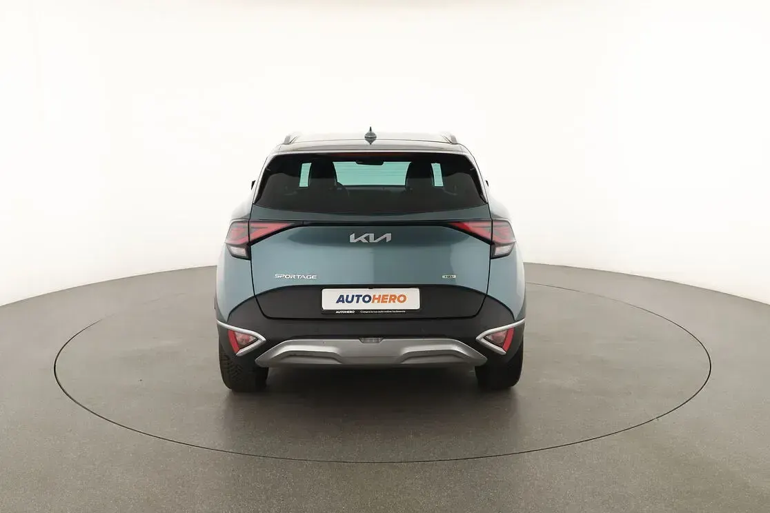 Usata Kia Sportage Style 230 CV (169 kW) 2022 Grigio SUV