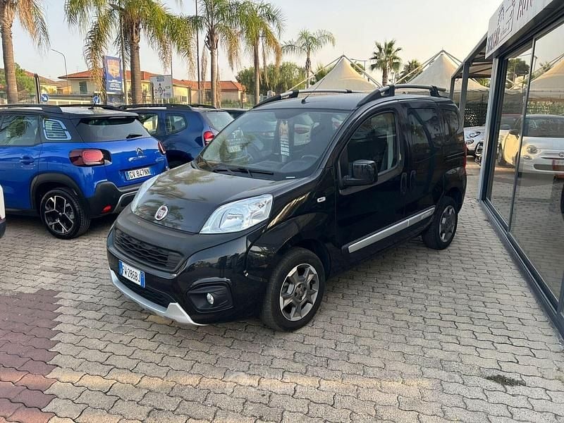 Usata Fiat Qubo Trekking 80 CV (58 kW) 2019 Nero Monovolume