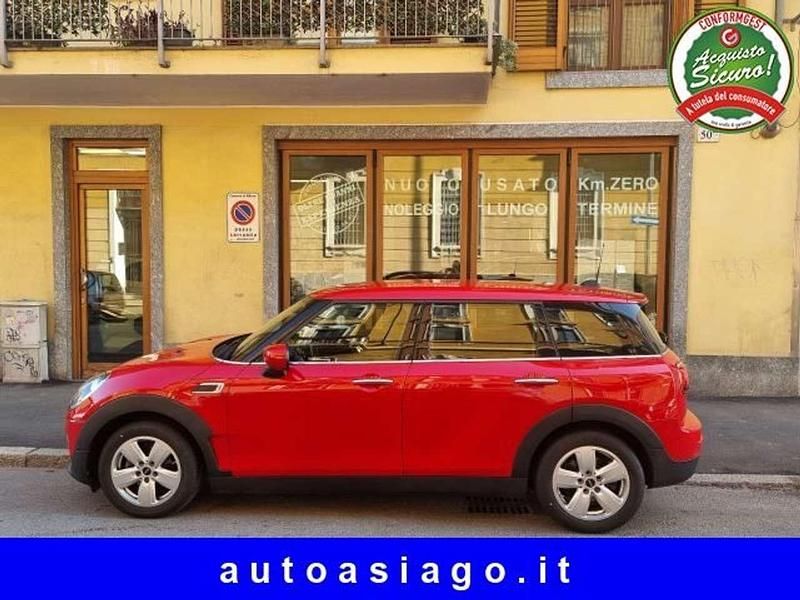 Usata Mini One Clubman Essential 102 CV (75 kW) 2020 Rosso Station wagon