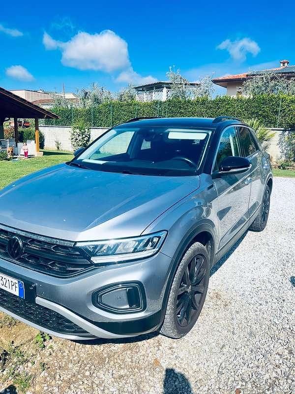 Usata VW T-Roc Sportline 110 CV (80 kW) 2023 Argento SUV