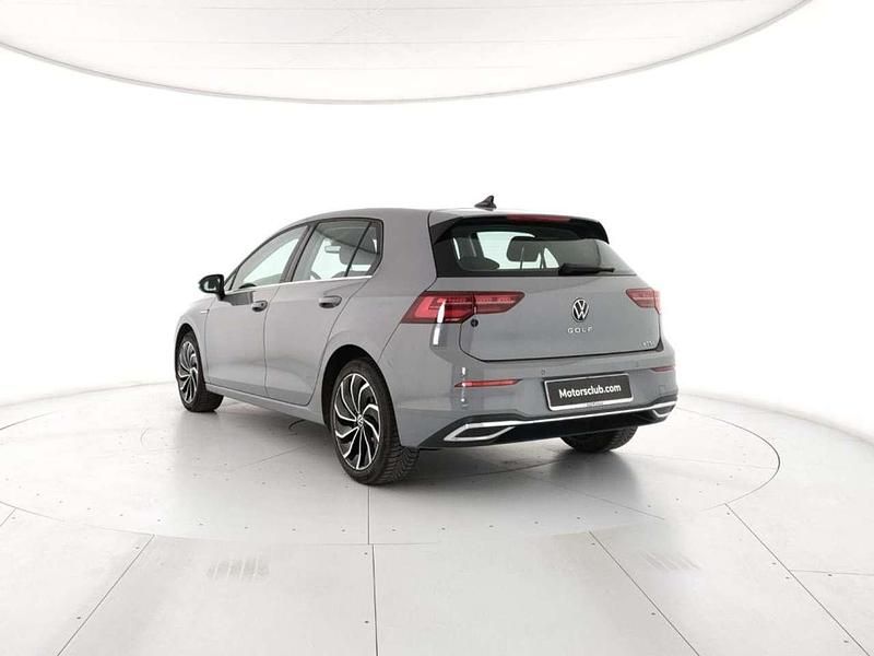 Usata VW Golf VIII Edition 150 CV (110 kW) 2020 Grigio Berlina