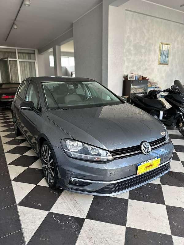 Usata VW Golf VII Comfortline 110 CV (80 kW) 2018 Berlina