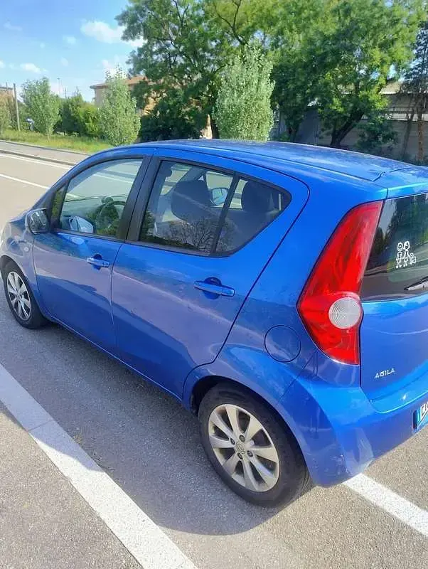 Usata Opel Agila 94 CV (69 kW) 2013 Blu/azzurro Utilitaria