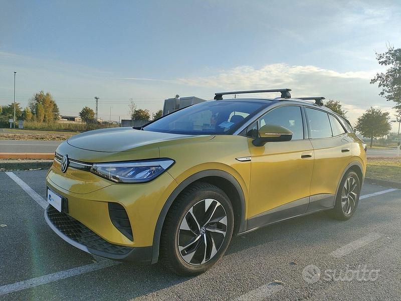 Usata VW ID.4 Pro Performance 150 kW (204 CV) 2021 Giallo SUV