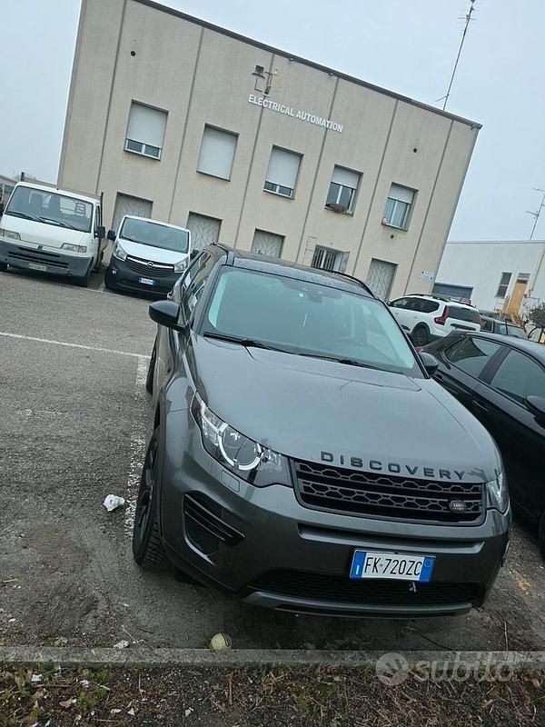 Usata Land Rover Discovery Sport HSE Luxury 150 CV (110 kW) 2017 Grigio SUV
