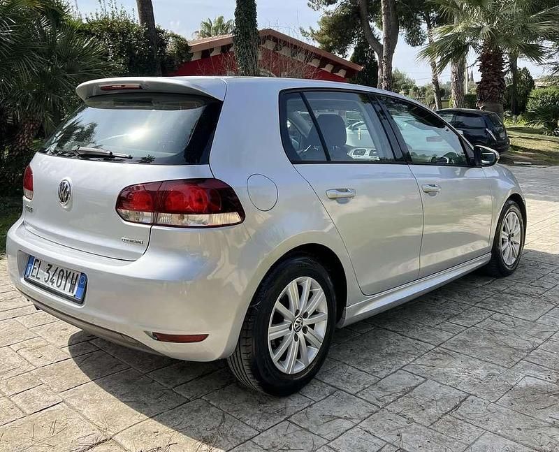 Usata VW Golf VII 105 CV (77 kW) 2012 Berlina