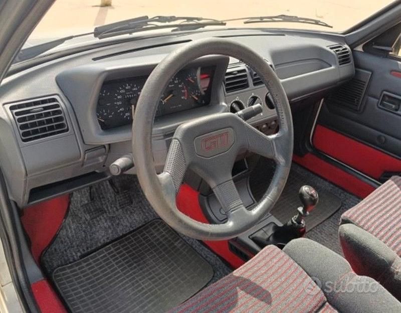 Usata Peugeot 205 GTi 113 CV (83 kW) 1987 Bianco Berlina