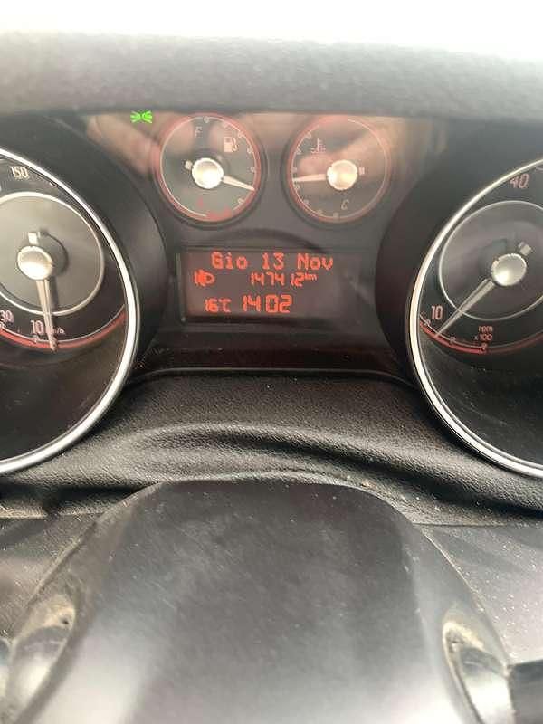 Usata Fiat Punto Young 75 CV (55 kW) 2015 Blu/azzurro Berlina