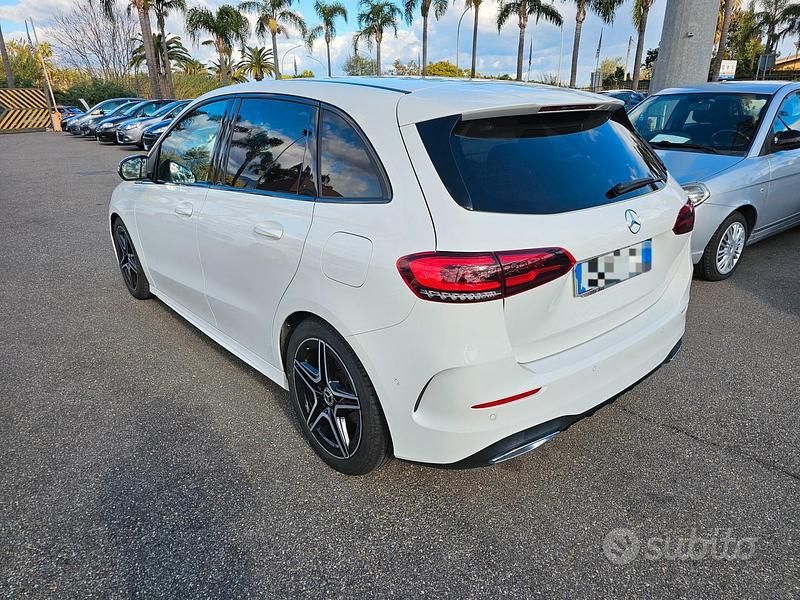 Usata Mercedes B200 Premium 150 CV (110 kW) 2020 Other Utilitaria