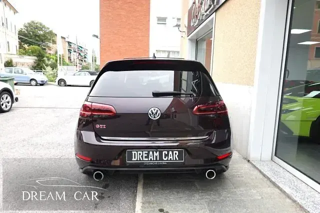 Usata VW Golf VII GTI 245 CV (180 kW) 2018 Nero metallizzato Berlina