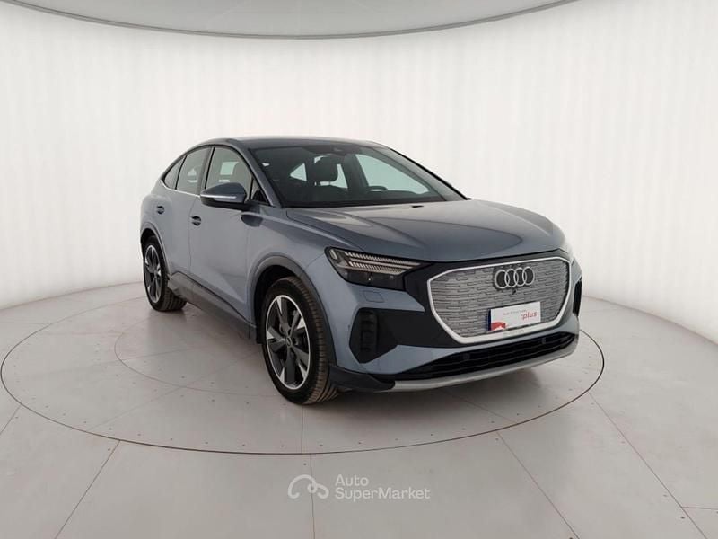 Usata Audi Q4 e-tron Advanced 150 kW (204 CV) 2022 Grigio SUV