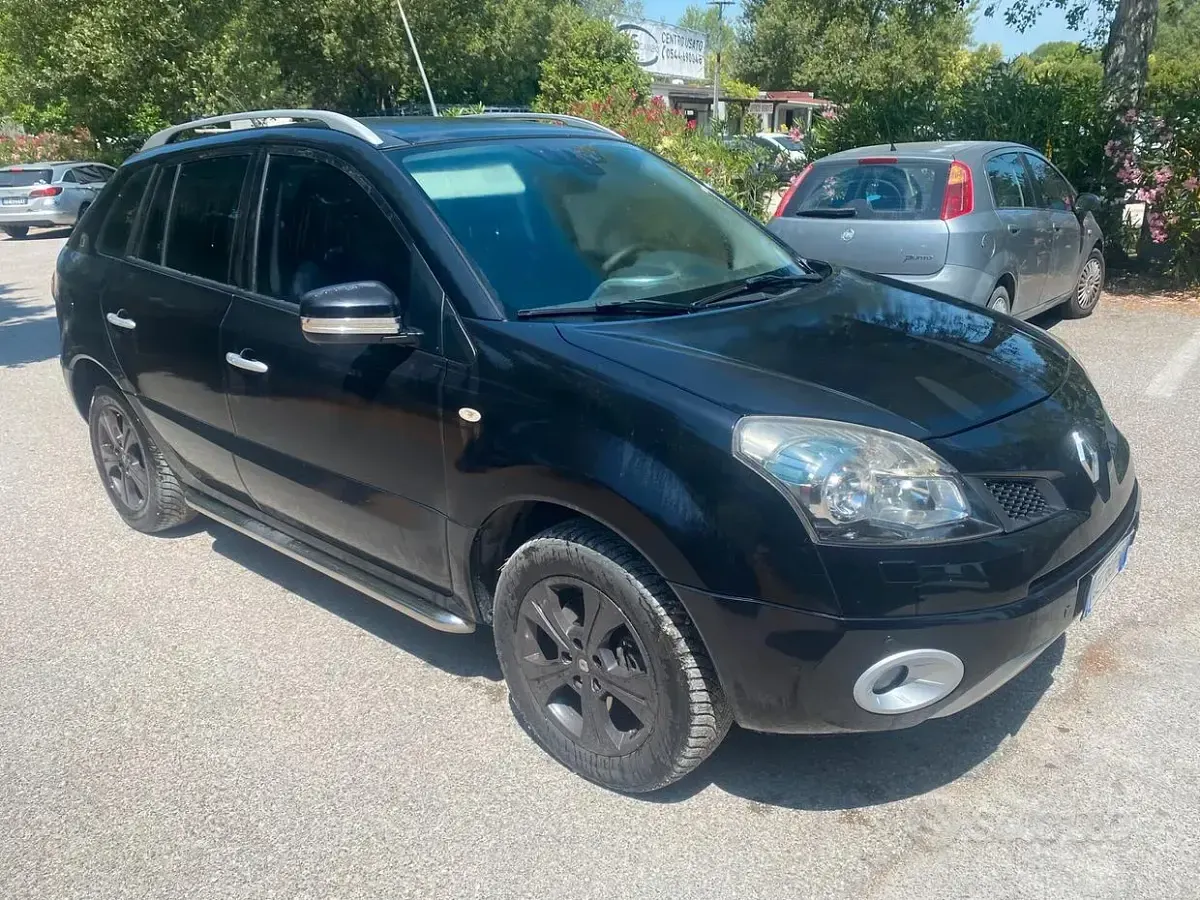 Usata Renault Koleos Dynamique 150 CV (110 kW) 2009 Nero SUV