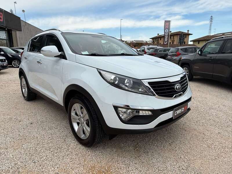 Bianco Usata 2013 Kia Sportage Plus SUV | 8500 € (Buon prezzo) - Immagine 1/4