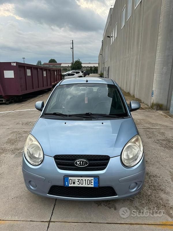 Blu Usata 2009 Kia Picanto Due volumi | 1800 € (Ottimo prezzo) - Immagine 1/4
