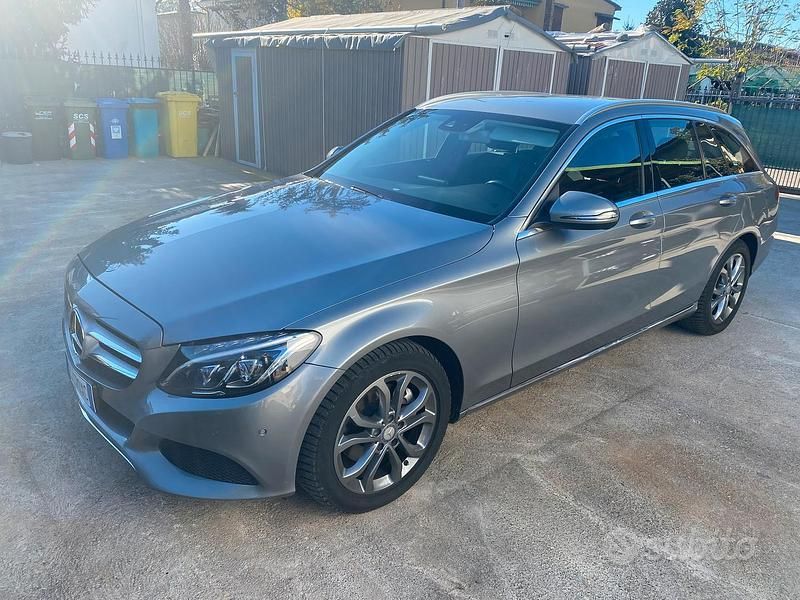 Grigio Usata 2016 Mercedes C220 Tre volumi | 16.500 € - Immagine 1/4