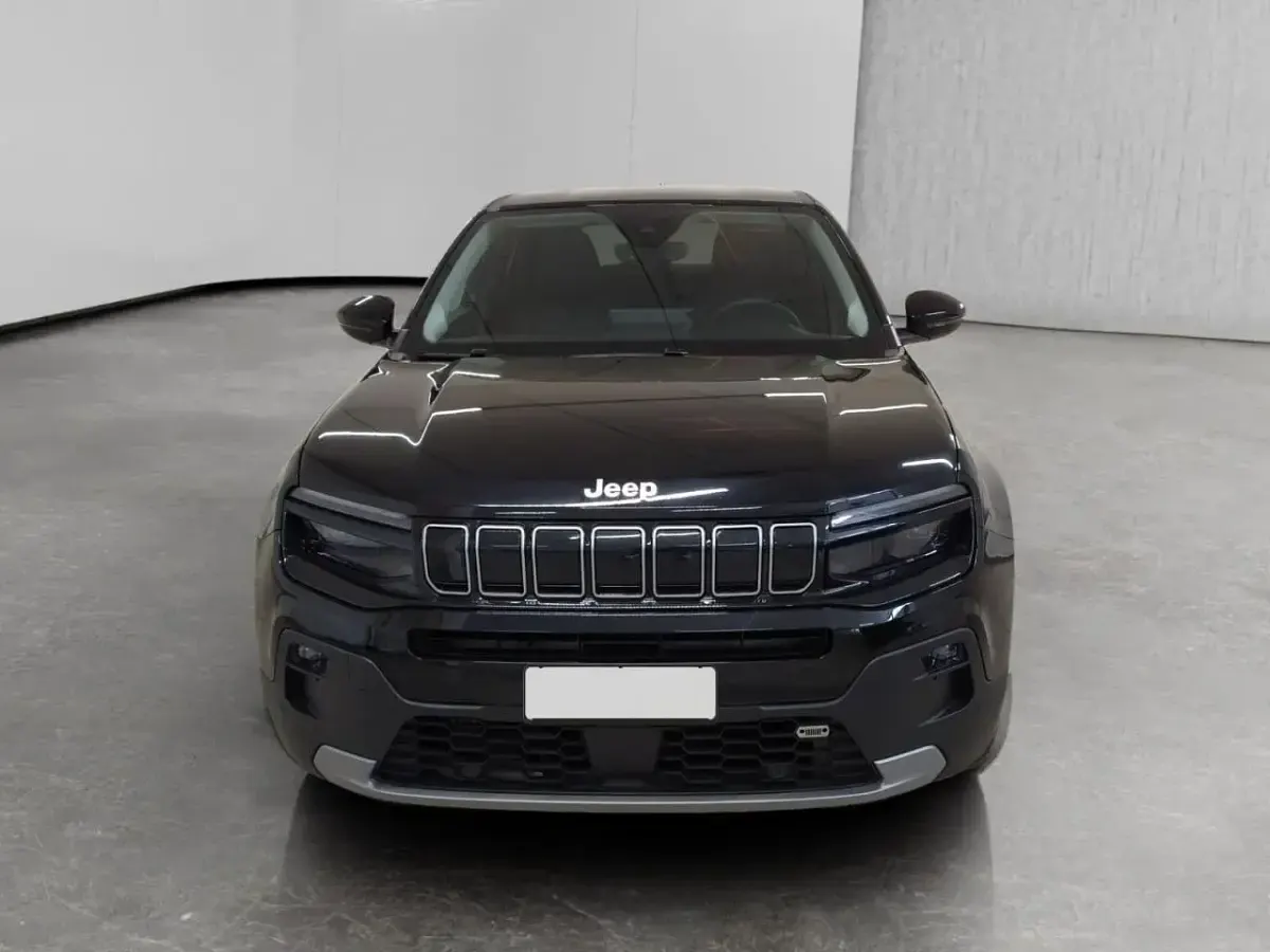 Usata Jeep Avenger Summit 100 CV (73 kW) 2023 Nero SUV
