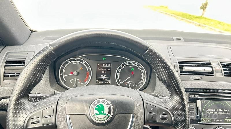 Usata Skoda Octavia vRS 200 CV (147 kW) 2012 Bianco Berlina