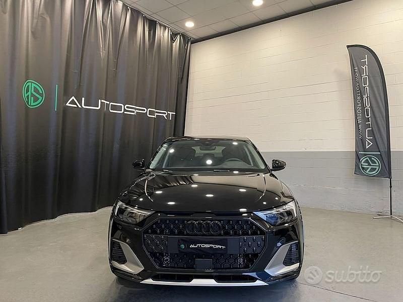 Nuova Audi A1 Business 2025 Nero SUV