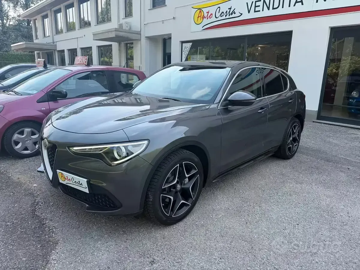 Usata Alfa Romeo Stelvio Ti 210 CV (154 kW) 2021 Grigio SUV
