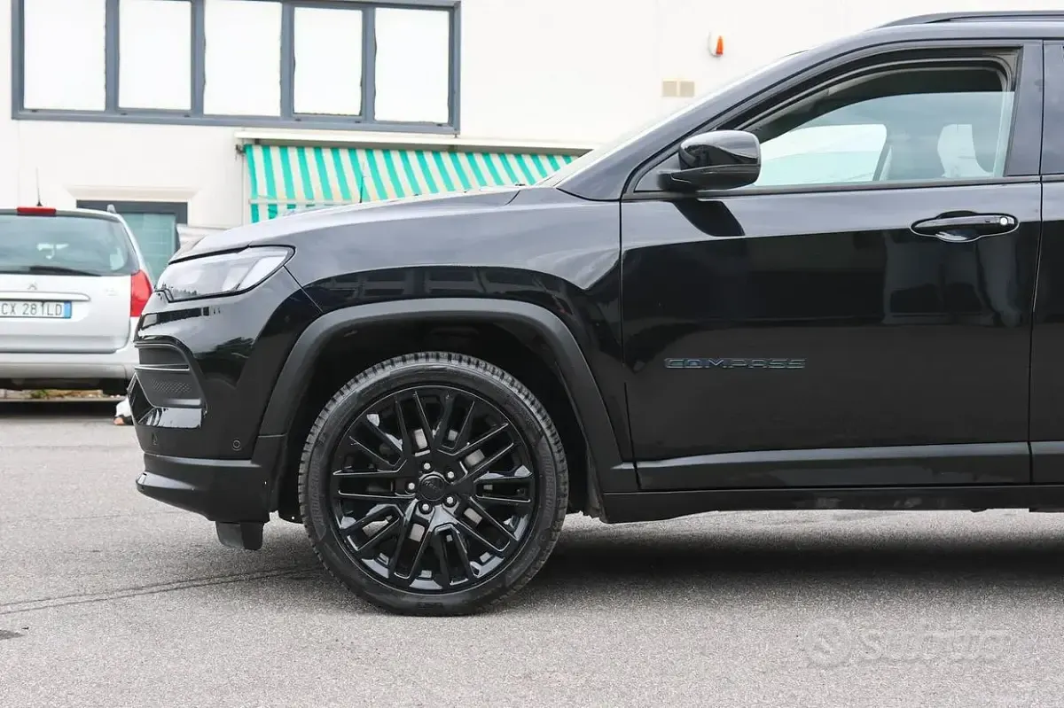 Usata Jeep Compass Night Eagle 131 CV (96 kW) 2022 Nero SUV
