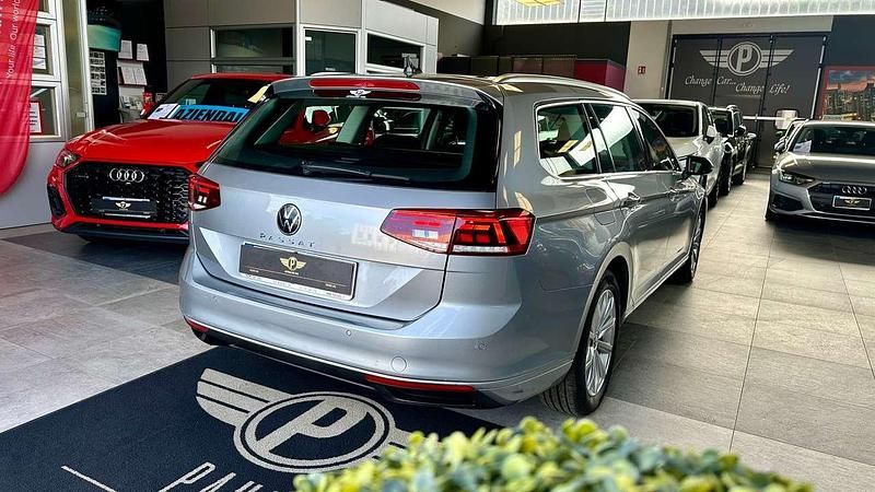 Usata VW Passat Business 150 CV (110 kW) 2020 Argento Station wagon