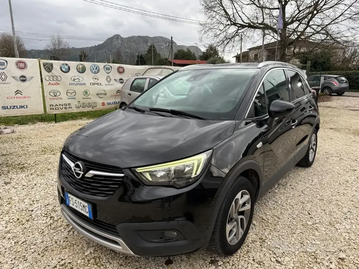 Usata Opel Crossland X Limited 102 CV (75 kW) 2018 Nero SUV