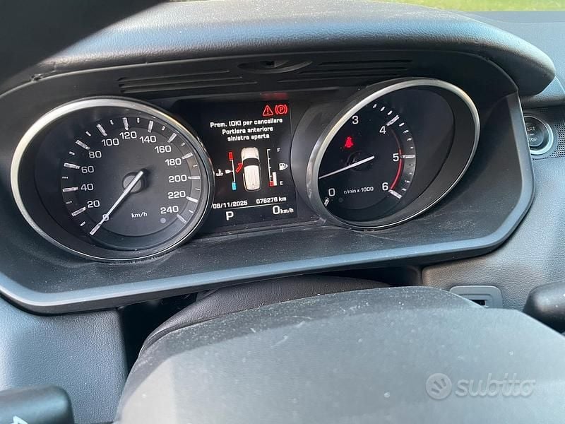 Nero Usata 2015 Land Rover Range Rover Sport SUV | 25.900 € (Super prezzo) - Immagine 1/4