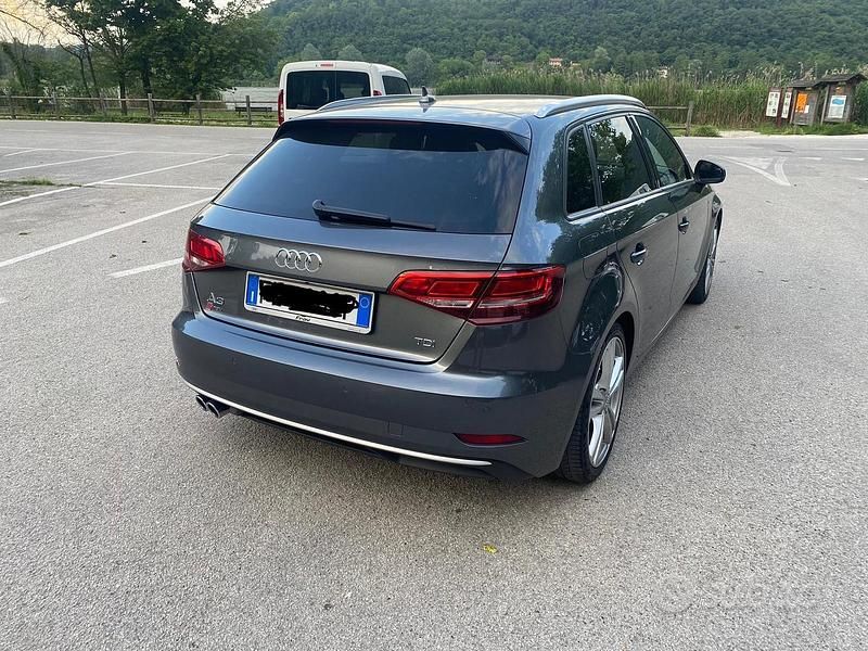 Usata Audi A3 150 CV (110 kW) 2017 Grigio Berlina