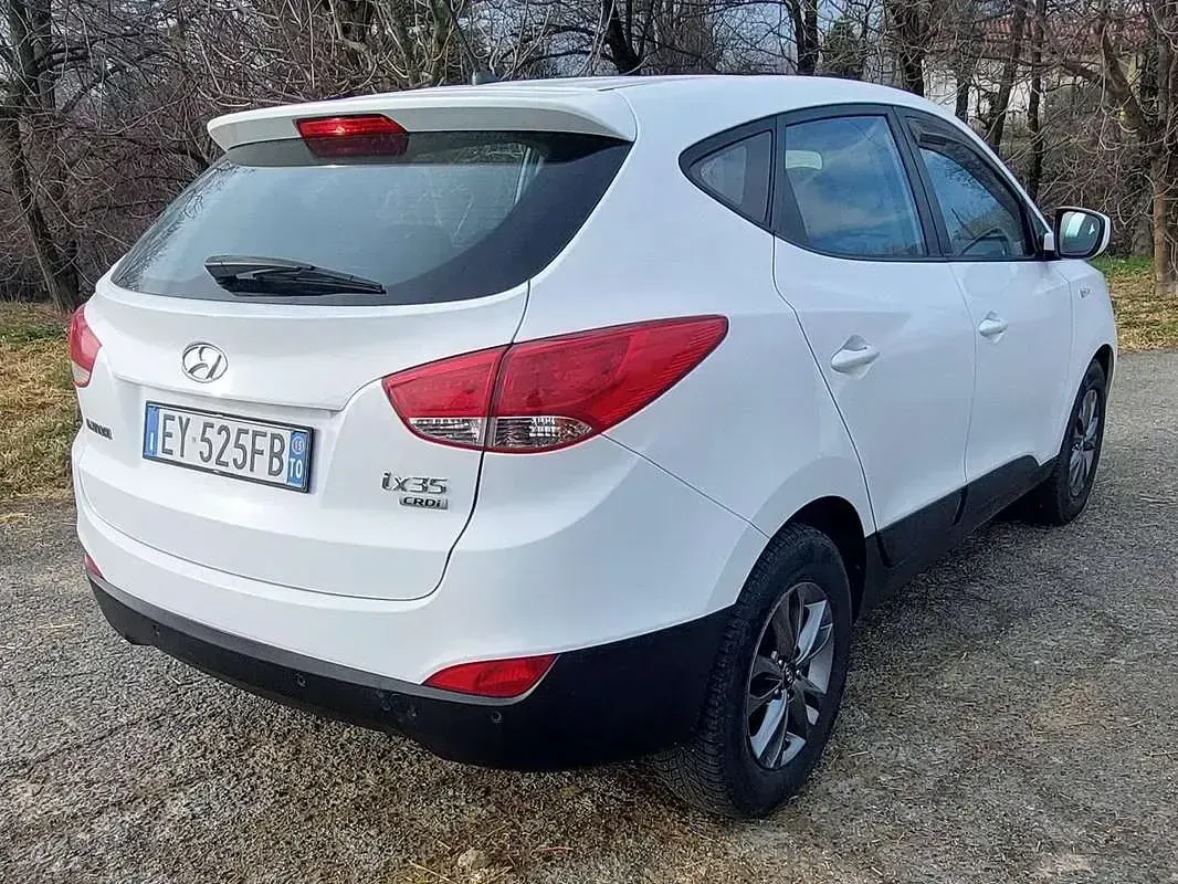 Usata Hyundai ix35 Classic 116 CV (85 kW) 2015 Bianco SUV