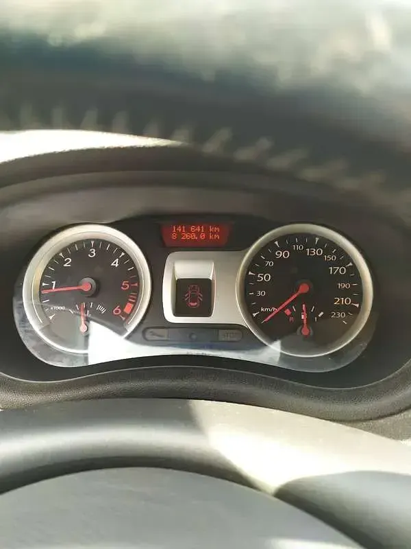 Usata Renault Clio III 75 CV (55 kW) 2011 Grigio Berlina