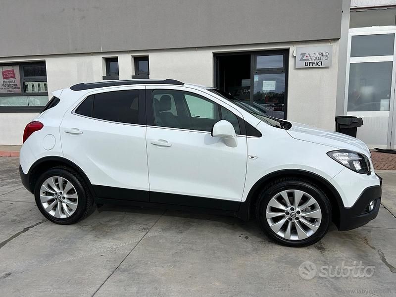 Usata Opel Mokka Cosmo 140 CV (102 kW) 2016 Bianco SUV