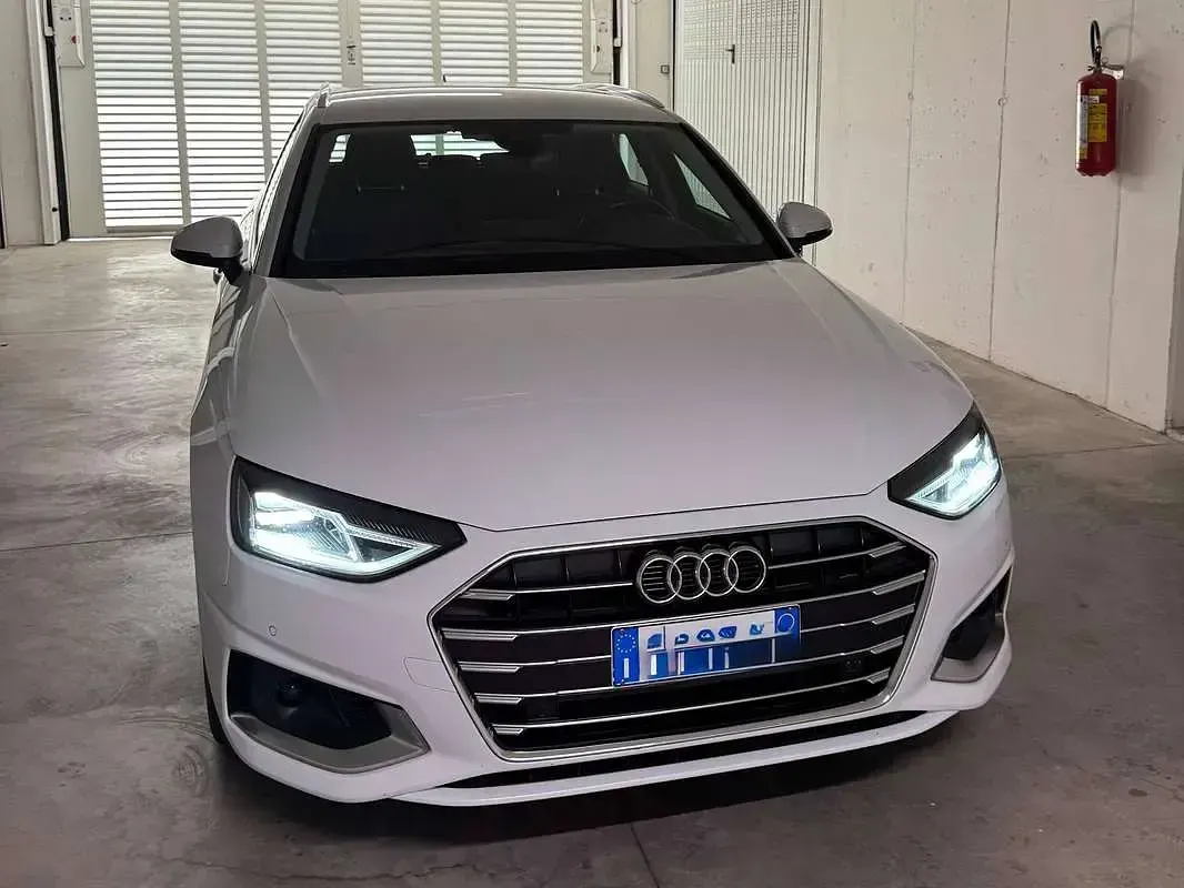 Usata Audi A4 Advanced Plus 163 CV (119 kW) 2019 Bianco Station wagon