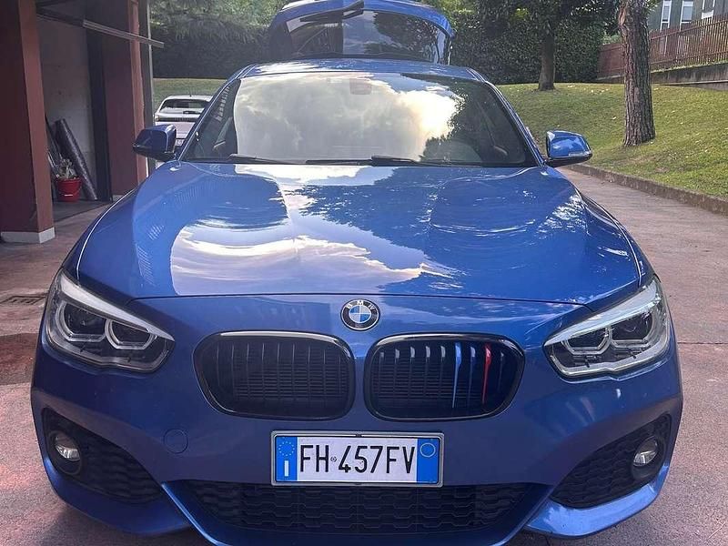 Blu/azzurro Usata 2017 BMW 116 M Sport Due volumi | 16.000 € (Buon prezzo) - Immagine 1/4