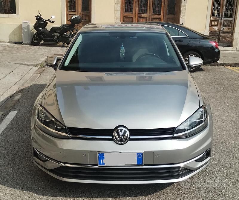 Usata VW Golf VII Highline 115 CV (84 kW) 2018 Grigio Berlina