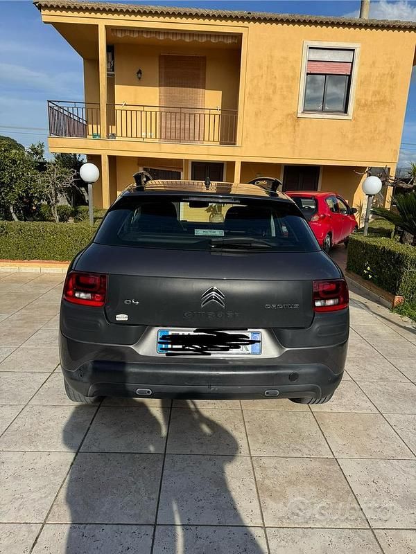 Usata Citroën C4 100 CV (73 kW) 2017 Grigio SUV