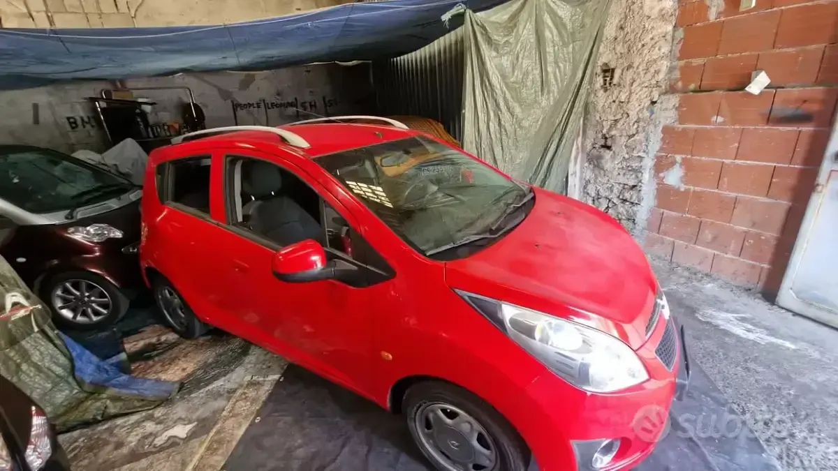 Usata Chevrolet Spark 68 CV (50 kW) 2010 Rosso Utilitaria