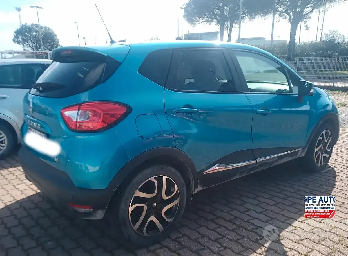 Usata Renault Captur 90 CV (66 kW) 2013 Blu SUV
