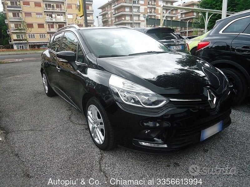 Usata Renault Clio GrandTour Zen 90 CV (66 kW) 2017 Nero Station wagon