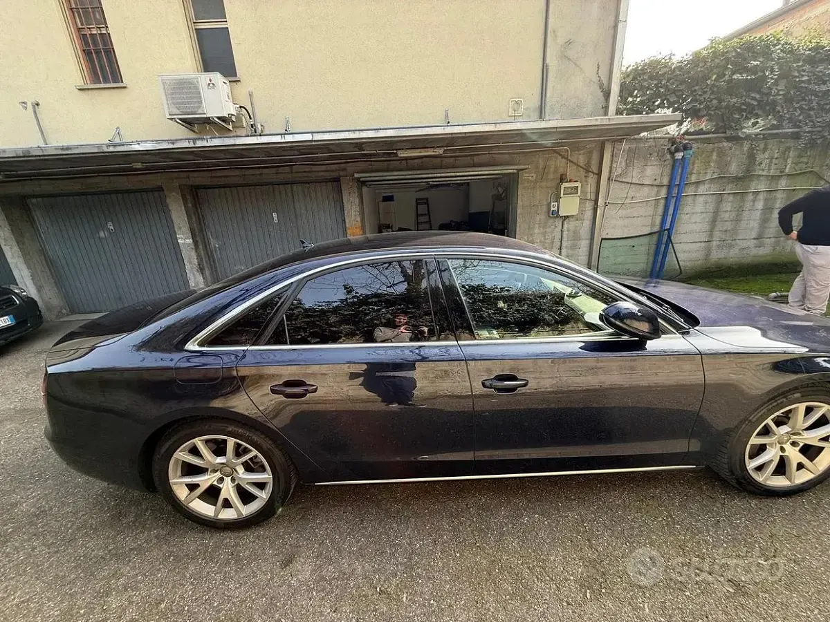 Usata Audi A8 Comfort 350 CV (257 kW) 2010 Berlina
