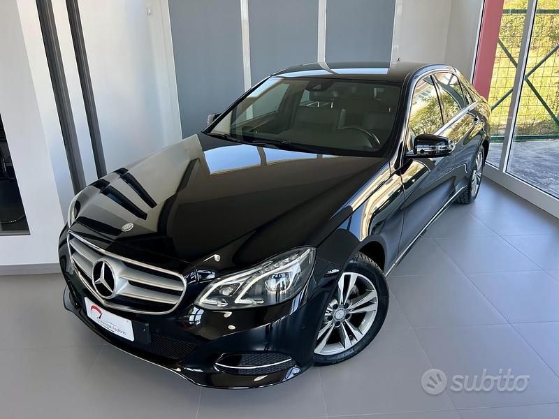 Usata Mercedes E200 Avantgarde 136 CV (100 kW) 2015 Nero Berlina