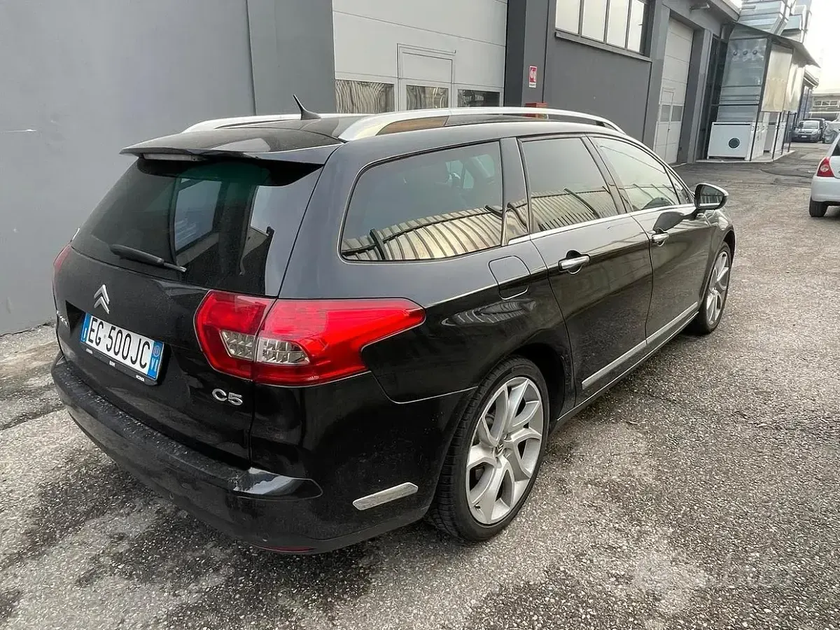 Usata Citroën C5 136 CV (100 kW) 2011 Nero Station wagon