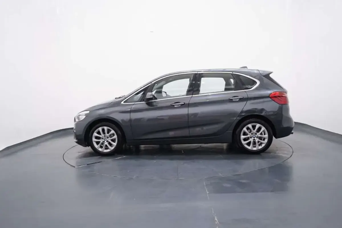 Usata BMW 216 Active Tourer Advantage 116 CV (85 kW) 2018 Mineral grau Monovolume