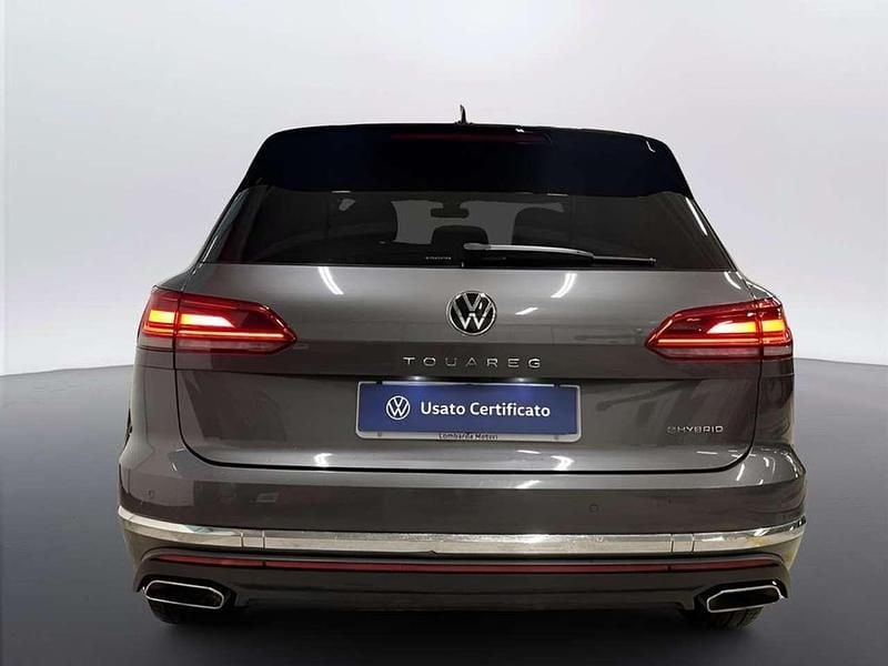 Usata VW Touareg Elegance 381 CV (280 kW) 2023 Silizium grey metallizzato SUV