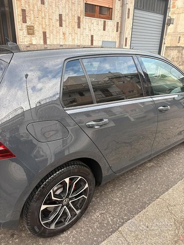 Usata VW Golf VII 110 CV (80 kW) 2016 Grigio Berlina