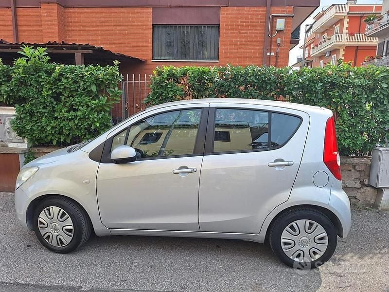 Usata Opel Agila 94 CV (69 kW) 2014 Grigio Utilitaria
