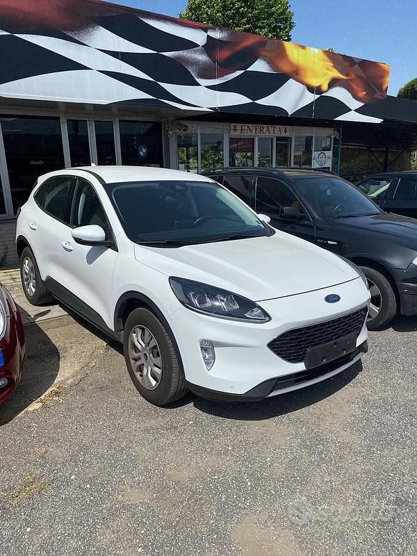 Usata Ford Kuga Titanium 120 CV (88 kW) 2020 Bianco SUV