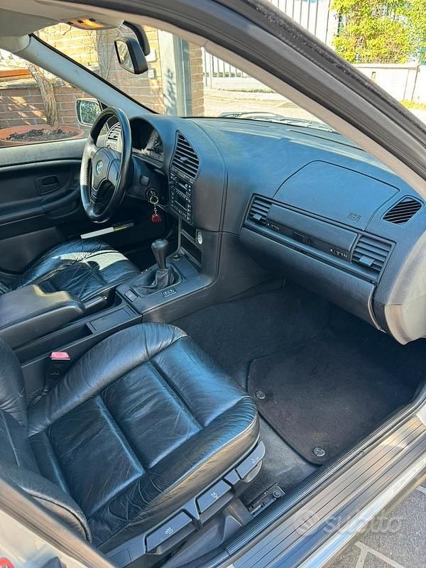 Usata BMW 318 Efficient Dynamics 116 CV (85 kW) 1996 Grigio Berlina