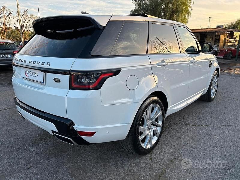 Käytetty Land Rover Range Rover Sport HSE Dynamic 249 HP (183 kW) 2018 Valkoinen Katumaasturi